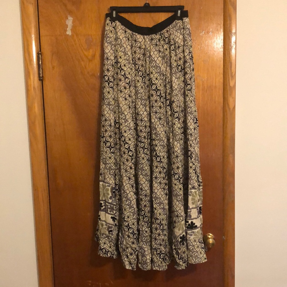 Lg Free People One maxi skirt - Picture 2 of 4